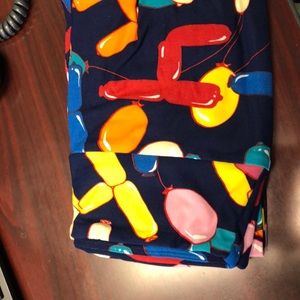 Lularoe OS leggings, 4th birthday edition